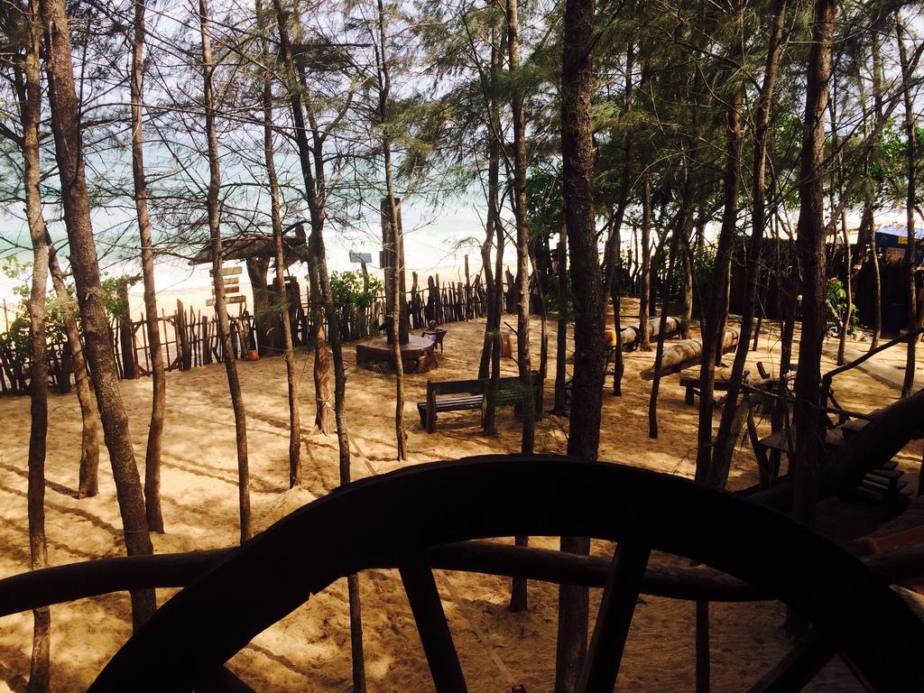 Beach Hut Arugam Bay Exterior photo