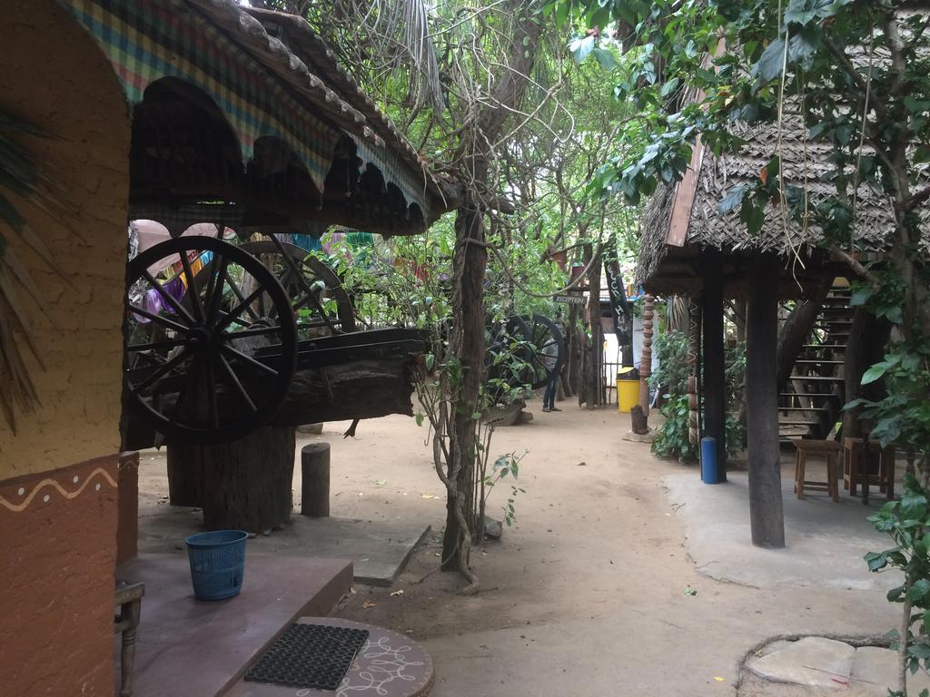 Beach Hut Arugam Bay Exterior photo