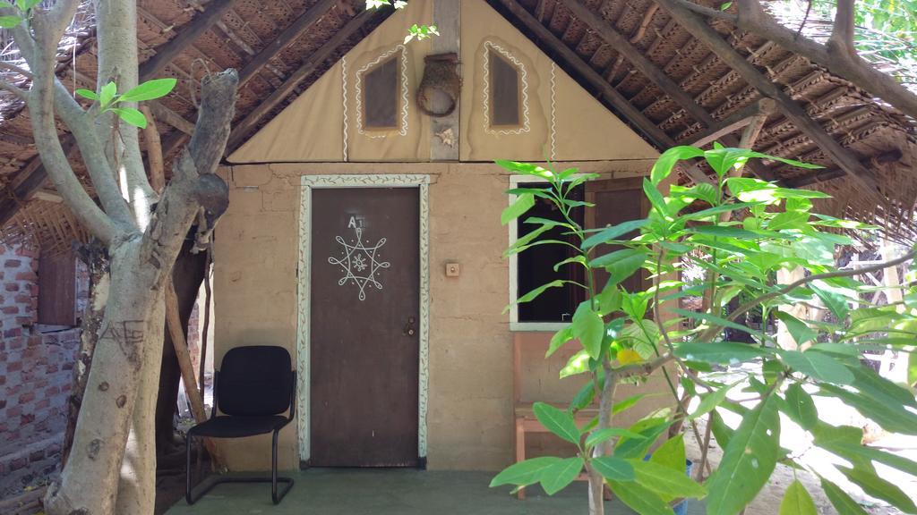 Beach Hut Arugam Bay Exterior photo